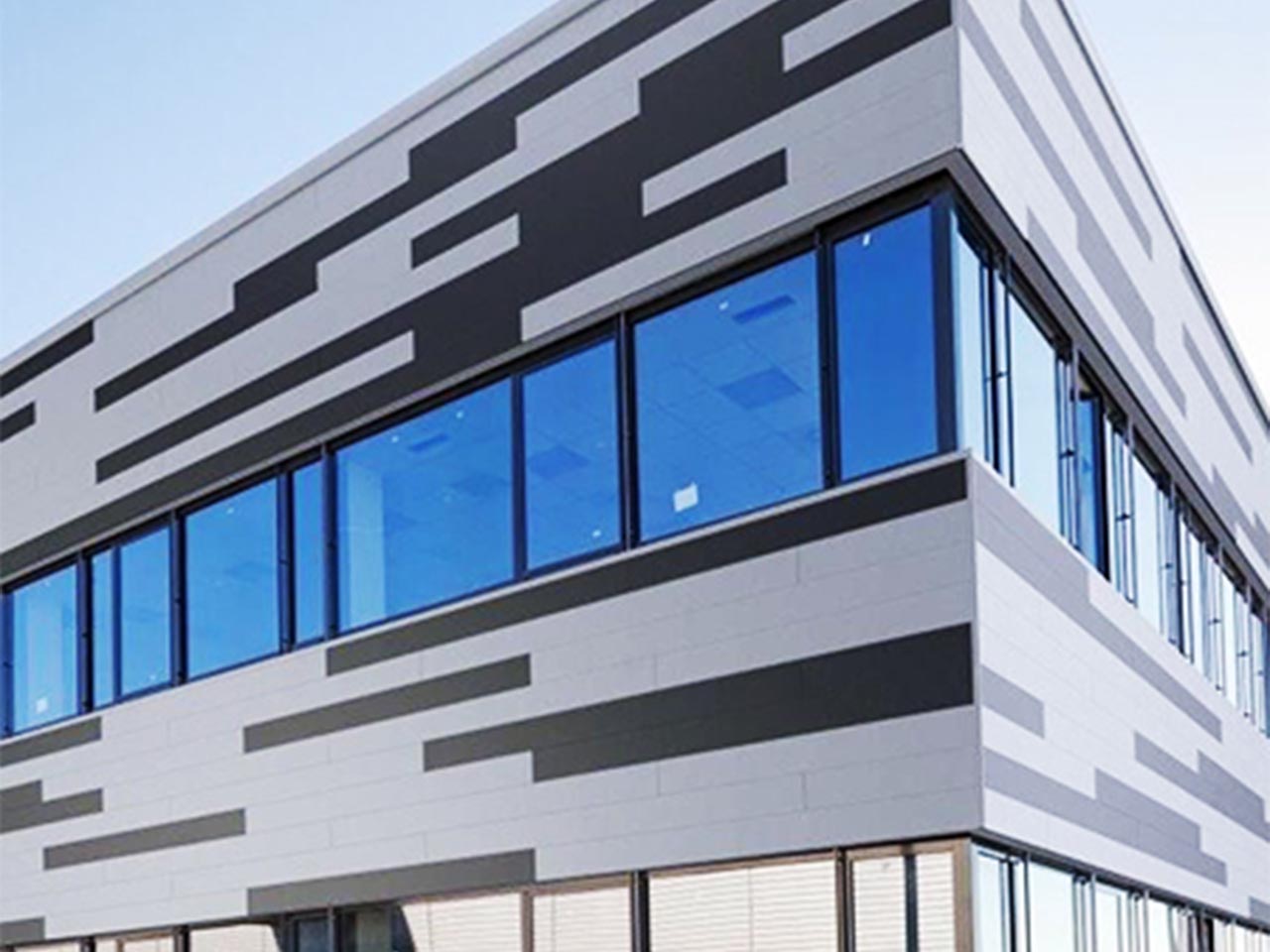 أعمال الكلادينج